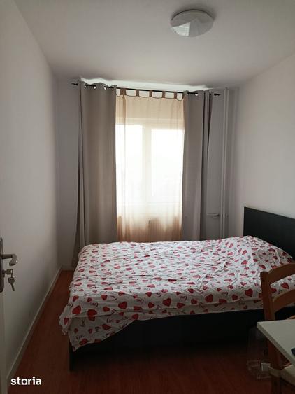 Apartament cu 3 camere în Grivița