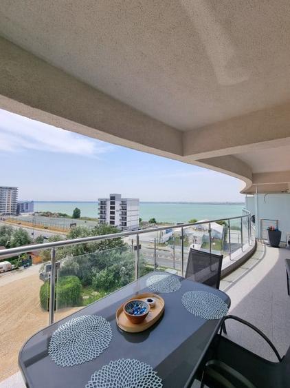 Apartament cu 2 camere decomandat, mobilat în Est
