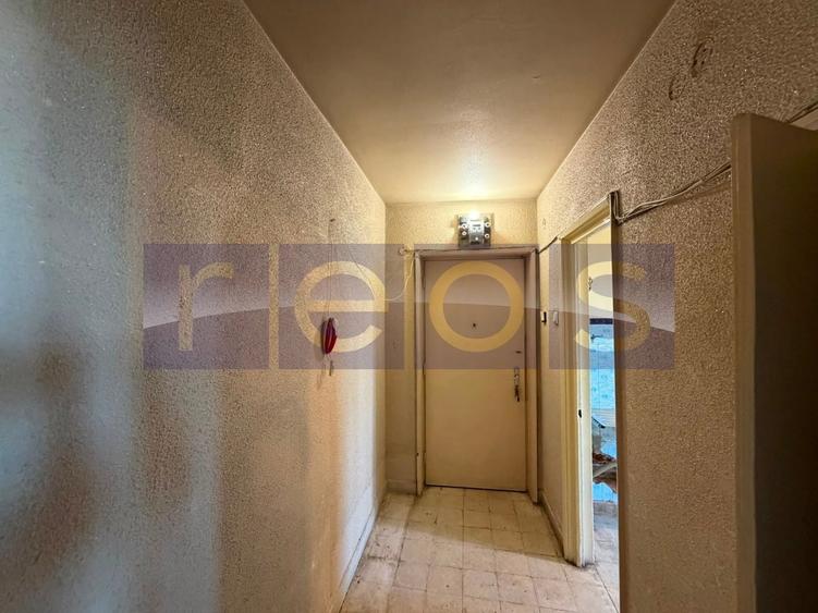 Apartament cu 3 camere decomandat în Barbu Văcărescu