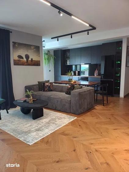 Apartament cu 3 camere, mobilat în Nord
