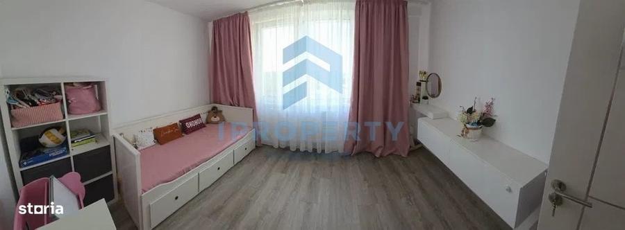 Apartament cu 3 camere în Păcii