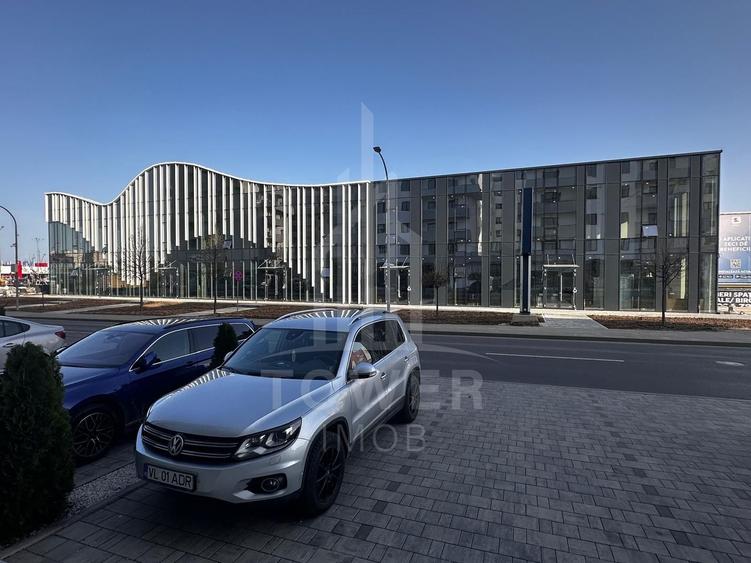 Spațiu comercial, de 180 mp, în Șelimbăr