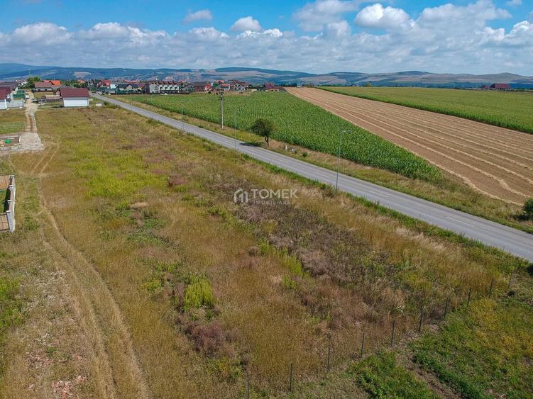 Teren Construcții intravilan de 1170 mp, în Bod