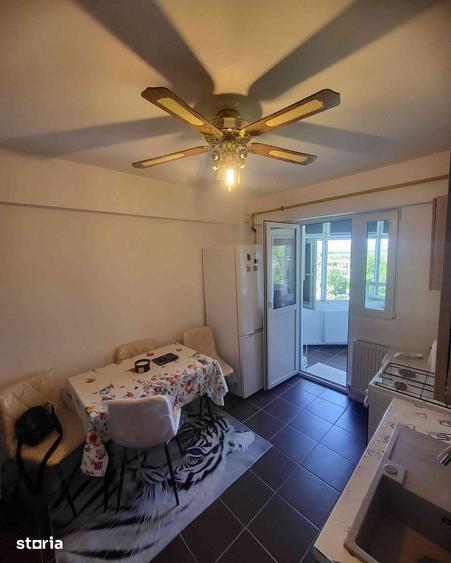 Apartament cu 2 camere decomandat în Șerbănești