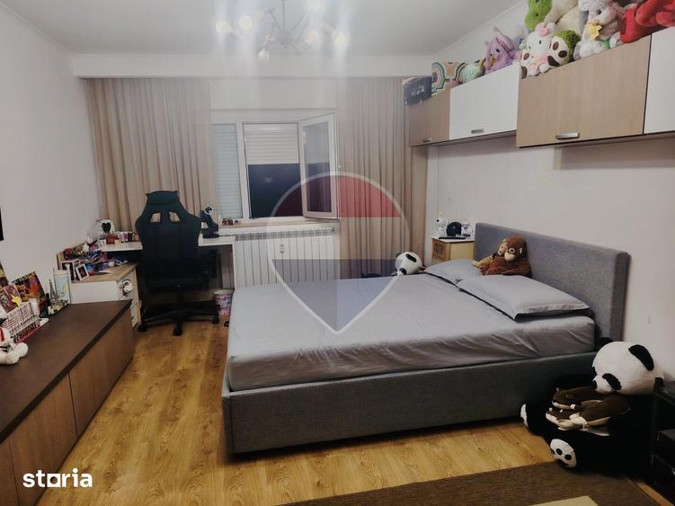 Apartament cu 3 camere în Dragoș Vodă