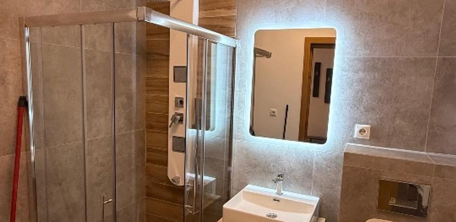 Apartament cu 4 camere semidecomandat, mobilat în Herăstrău