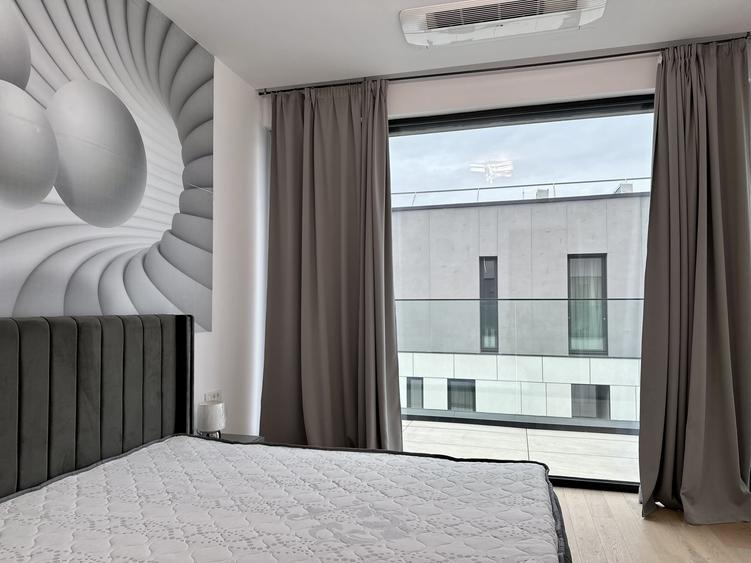 Apartament cu 5 camere decomandat, mobilat în Nord