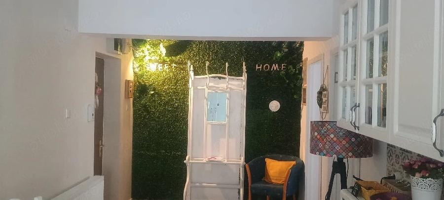 Apartament cu 2 camere decomandat în Eroilor