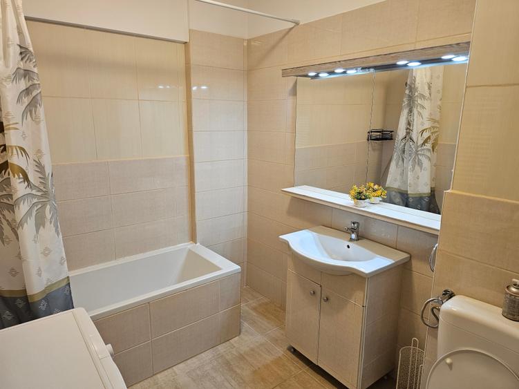 Apartament cu 2 camere decomandat în Drumul Taberei