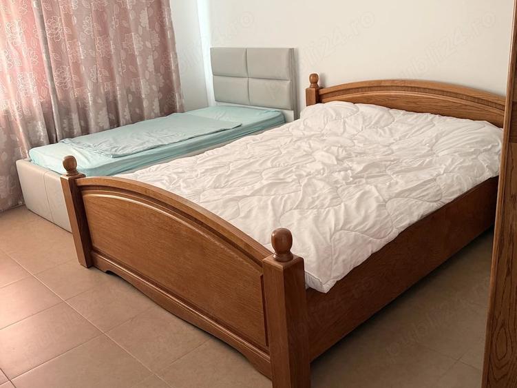 Apartament cu 3 camere decomandat în Delfinariu