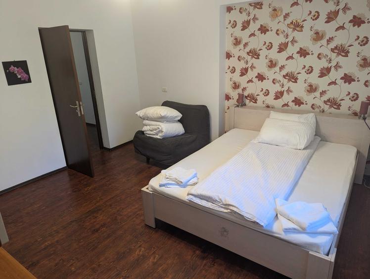 Casă cu 3 camere în Văliug