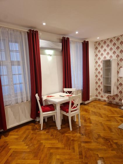 Apartament cu 2 camere semidecomandat în Ultracentral