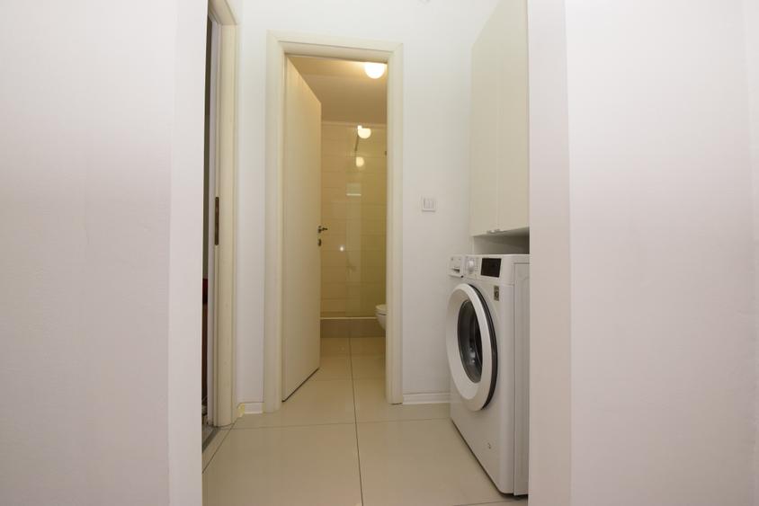 Apartament cu 2 camere semidecomandat în 1 Decembrie 1918