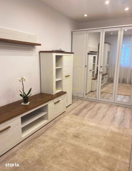 Apartament cu 3 camere în Berceni