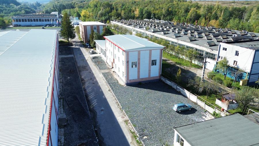 Spațiu industrial, de 10,321 mp, în Mârșa