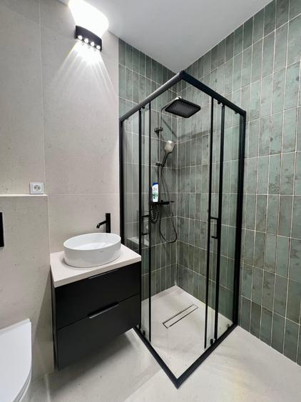Apartament cu 2 camere semidecomandat, mobilat în Mărăști