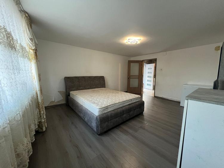 Casă cu 3 camere cu Teren 500 Mp în Hăghig
