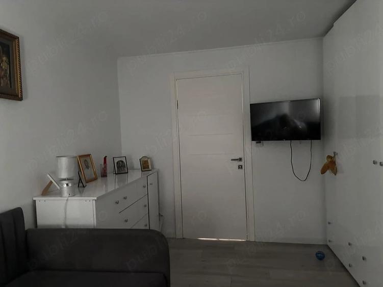 Casă cu 2 camere cu Teren 900 Mp în Central