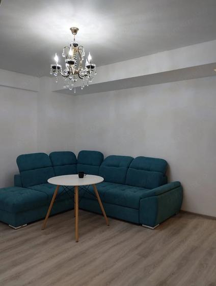 Apartament cu 2 camere semidecomandat în Micro 17