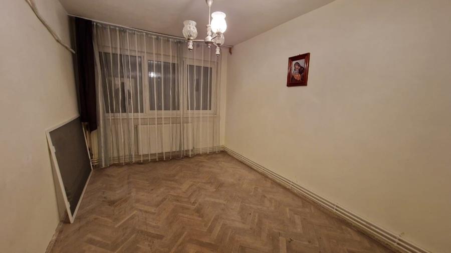 Apartament cu 2 camere semidecomandat, mobilat în Buzaului