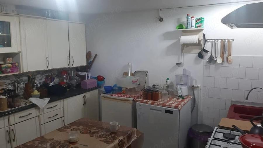 Casă cu 4 camere cu Teren 197 Mp în Poarta Albă