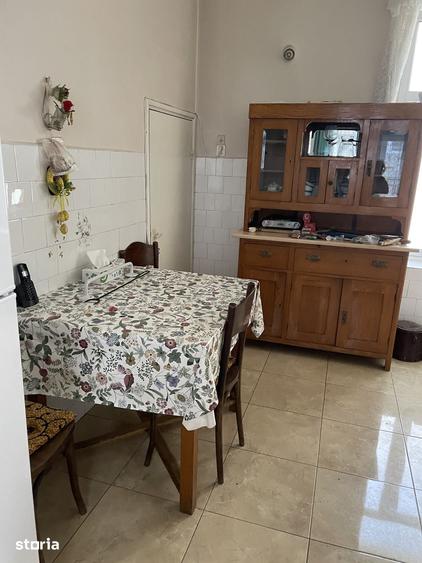 Casă cu 4 camere cu Teren 600 Mp în Centrul Istoric