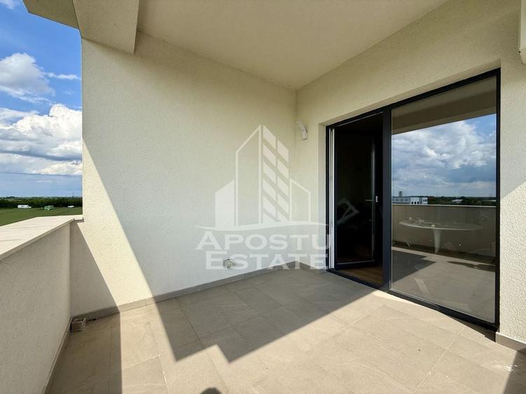 Apartament cu 2 camere nedecomandat în Torontalului