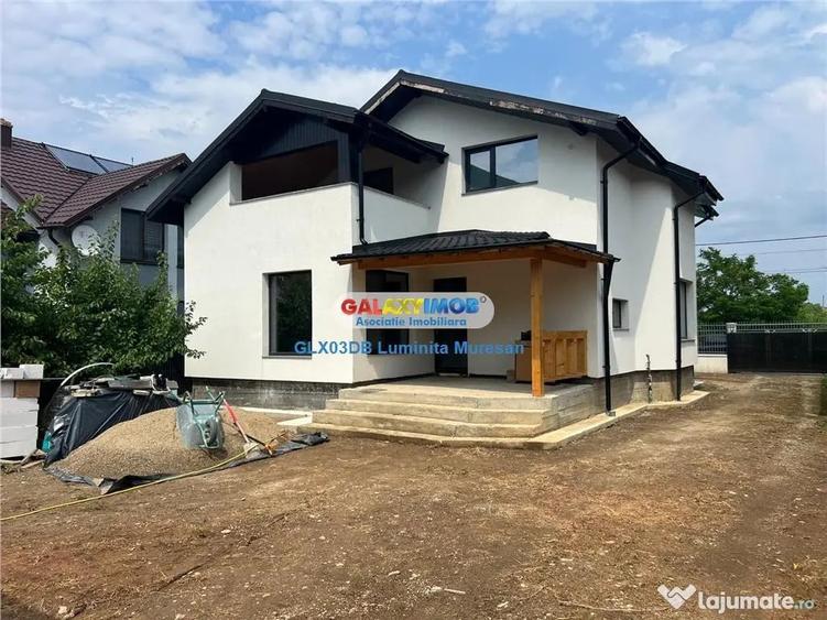 Casă cu 3 camere cu Teren 512 Mp în Priseaca