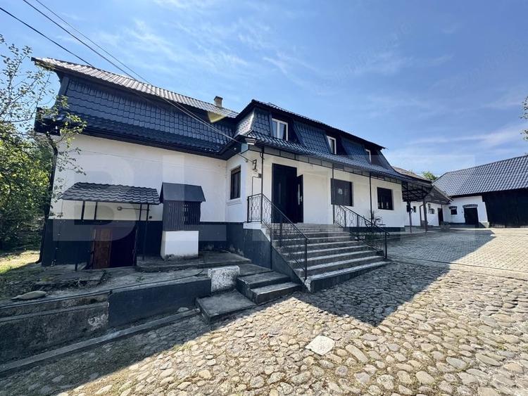 Proprietate suberba in Damieni! cu potential enorm comercial! 550mp utili-47Ari! - 10