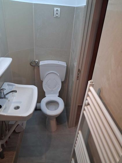 Garsonieră decomandată în Central