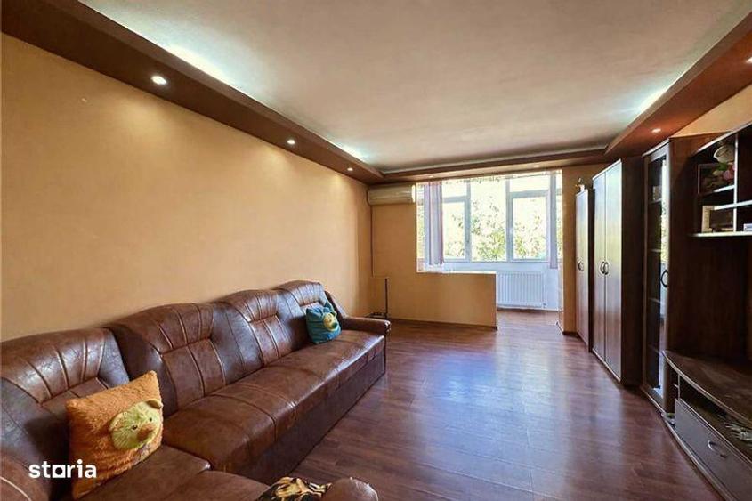 Apartament cu 3 camere în Micălaca