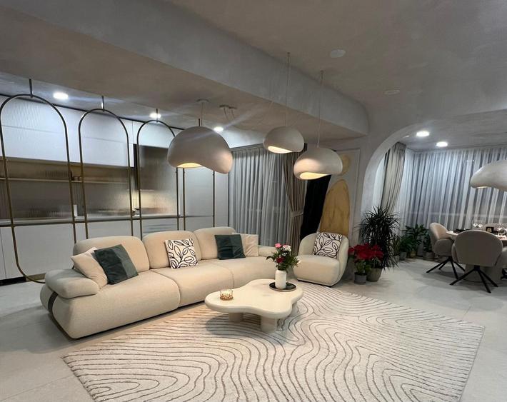 Apartament cu 2 camere decomandat, mobilat în Copou