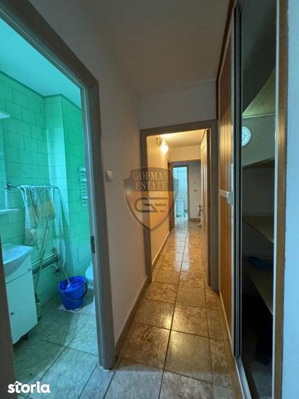 Apartament cu 3 camere decomandat, mobilat în Faleza Nord
