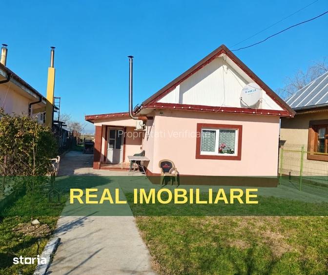 Casa de vanzare - Sat Pogonele!