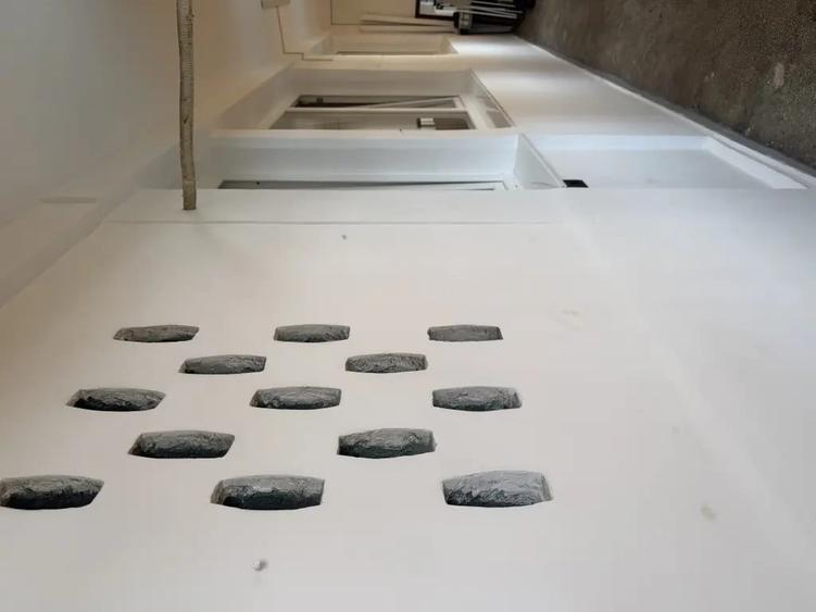 Apartament cu 2 camere semidecomandat în Gara de Nord