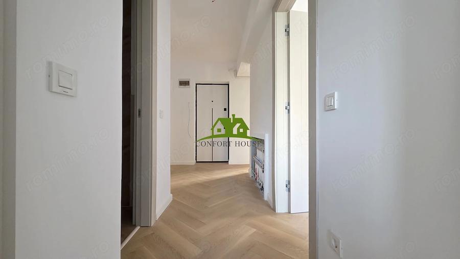 Apartament cu 3 camere decomandat în Traian