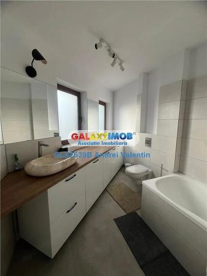 Casă cu 5 camere cu Teren 250 Mp în Central