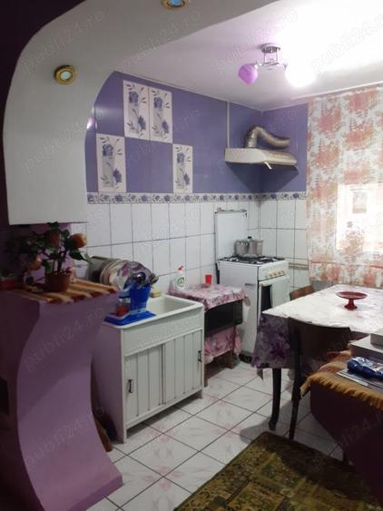Apartament cu 2 camere semidecomandat în 9 Mai