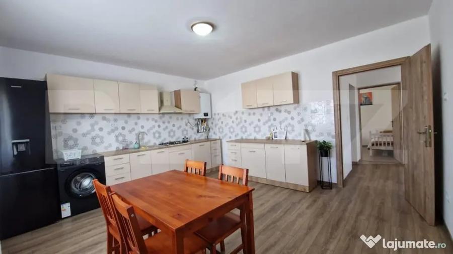 Casă cu 4 camere cu Teren 480 Mp în Cornești