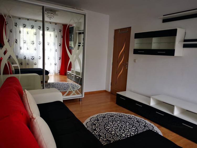 Apartament cu 2 camere decomandat în Astra