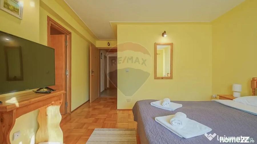 Casă cu 7 camere cu Teren 596 Mp în Poiana Brașov