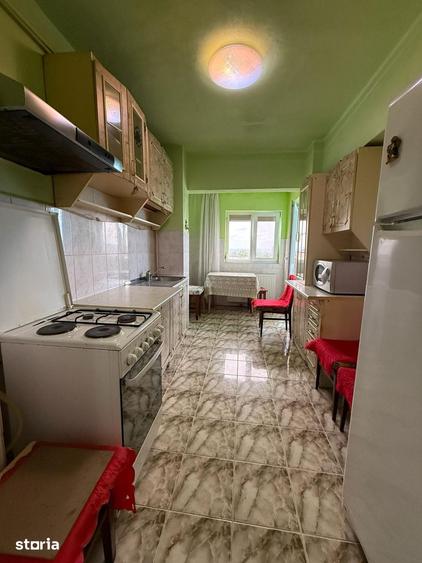 Apartament cu 2 camere decomandat în Republicii