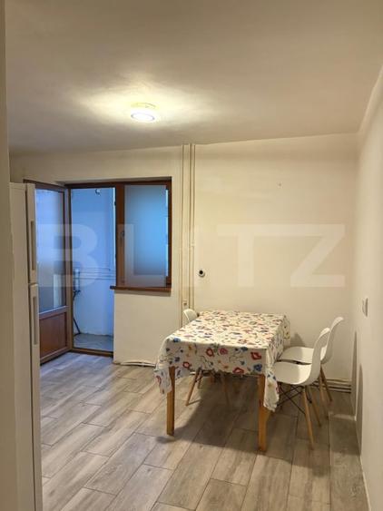 Apartament cu 3 camere semidecomandat, mobilat în Grigorescu