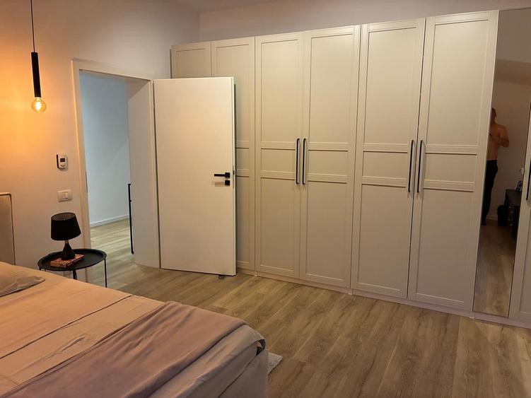 Duplex cu 5 camere cu Canalizare în Sânpetru