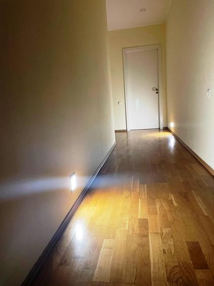 Apartament cu 4 camere decomandat în Pipera