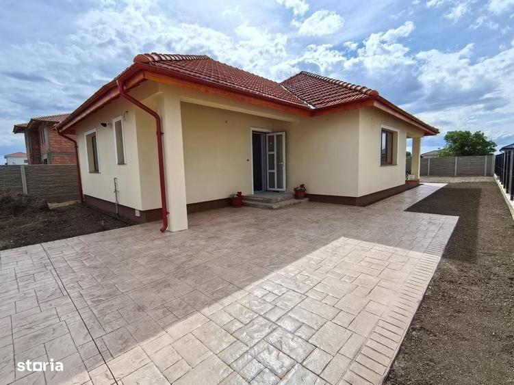 Casă cu 3 camere în Central