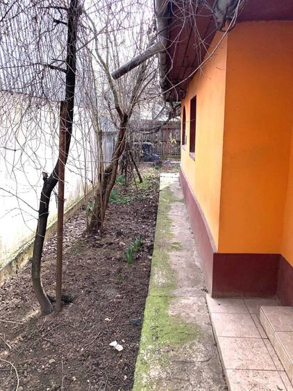 Casă cu 3 camere cu Teren 417 Mp în Prelungirea Ferentari