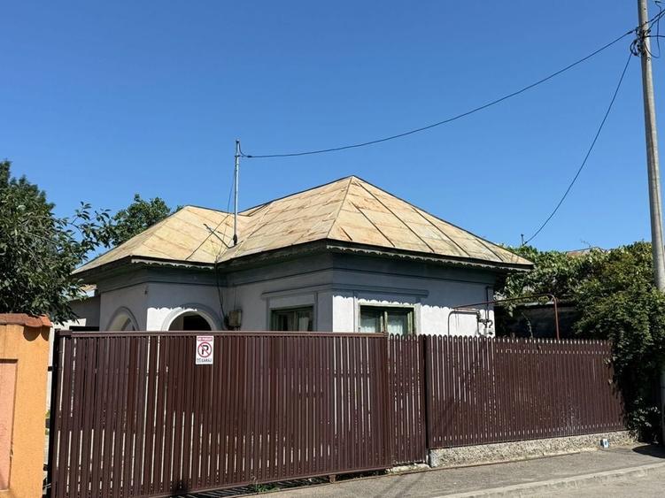 Casă cu 3 camere în 23 August (Cațelul)