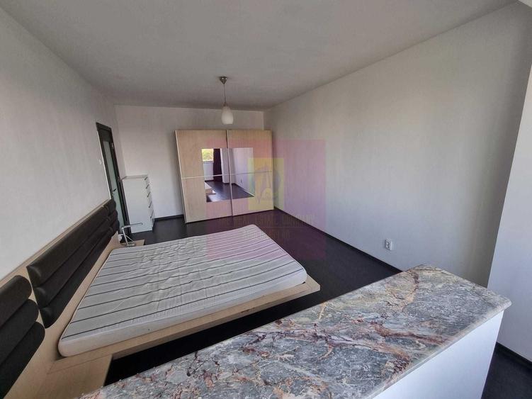 Apartament cu 2 camere decomandat, mobilat în Unirii
