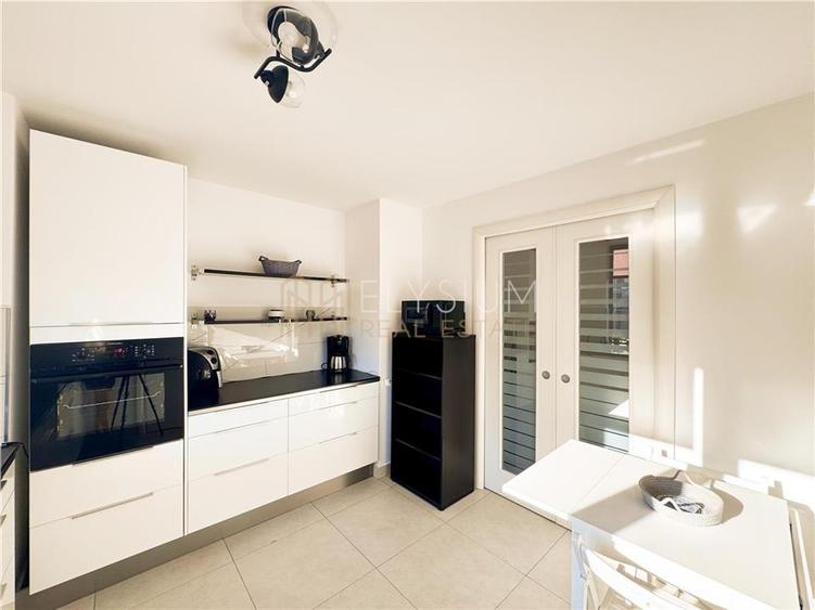 Apartament cu 4 camere decomandat, mobilat în Herăstrău